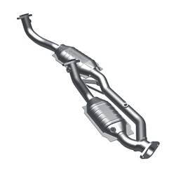 MagnaFlow 49 State Converter - Direct Fit Catalytic Converter - MagnaFlow 49 State Converter 49095 UPC: 841380043436 - Image 1