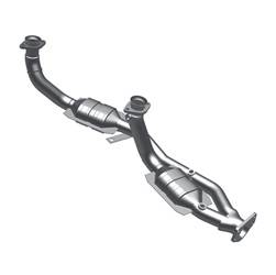 MagnaFlow 49 State Converter - Direct Fit Catalytic Converter - MagnaFlow 49 State Converter 23542 UPC: 841380021328 - Image 1