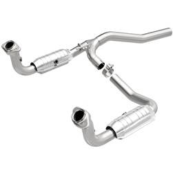 MagnaFlow 49 State Converter - Direct Fit Catalytic Converter - MagnaFlow 49 State Converter 49688 UPC: 841380048721 - Image 1