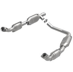 MagnaFlow 49 State Converter - 93000 Series Direct Fit Catalytic Converter - MagnaFlow 49 State Converter 93167 UPC: 841380024138 - Image 1