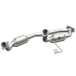 MagnaFlow 49 State Converter - 93000 Series Direct Fit Catalytic Converter - MagnaFlow 49 State Converter 93450 UPC: 841380039804 - Image 1