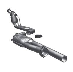 MagnaFlow 49 State Converter - Direct Fit Catalytic Converter - MagnaFlow 49 State Converter 23833 UPC: 841380049315 - Image 1