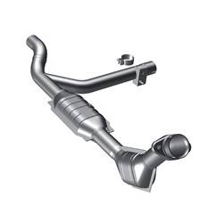 MagnaFlow 49 State Converter - 93000 Series Direct Fit Catalytic Converter - MagnaFlow 49 State Converter 93429 UPC: 841380056139 - Image 1