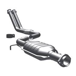 MagnaFlow 49 State Converter - Direct Fit Catalytic Converter - MagnaFlow 49 State Converter 23846 UPC: 841380041227 - Image 1