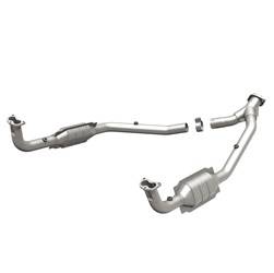 MagnaFlow 49 State Converter - 93000 Series Direct Fit Catalytic Converter - MagnaFlow 49 State Converter 93690 UPC: 841380034304 - Image 1