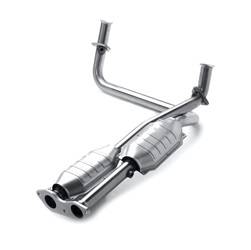 MagnaFlow California Converter - Direct Fit California OBDII Catalytic Converter - MagnaFlow California Converter 45453 UPC: 841380035813 - Image 1