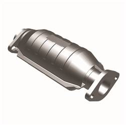 MagnaFlow California Converter - Direct Fit California Catalytic Converter - MagnaFlow California Converter 338686 UPC: 841380086297 - Image 1