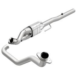 Magnaflow Performance Exhaust - Tru-X Stainless Steel Crossover Pipe w/Converter - Magnaflow Performance Exhaust 15476 UPC: 841380016027 - Image 1