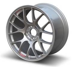 Ford Performance Parts - Boss 302S Rear Wheel - Ford Performance Parts M-1007-R18105 UPC: 756122235362 - Image 1